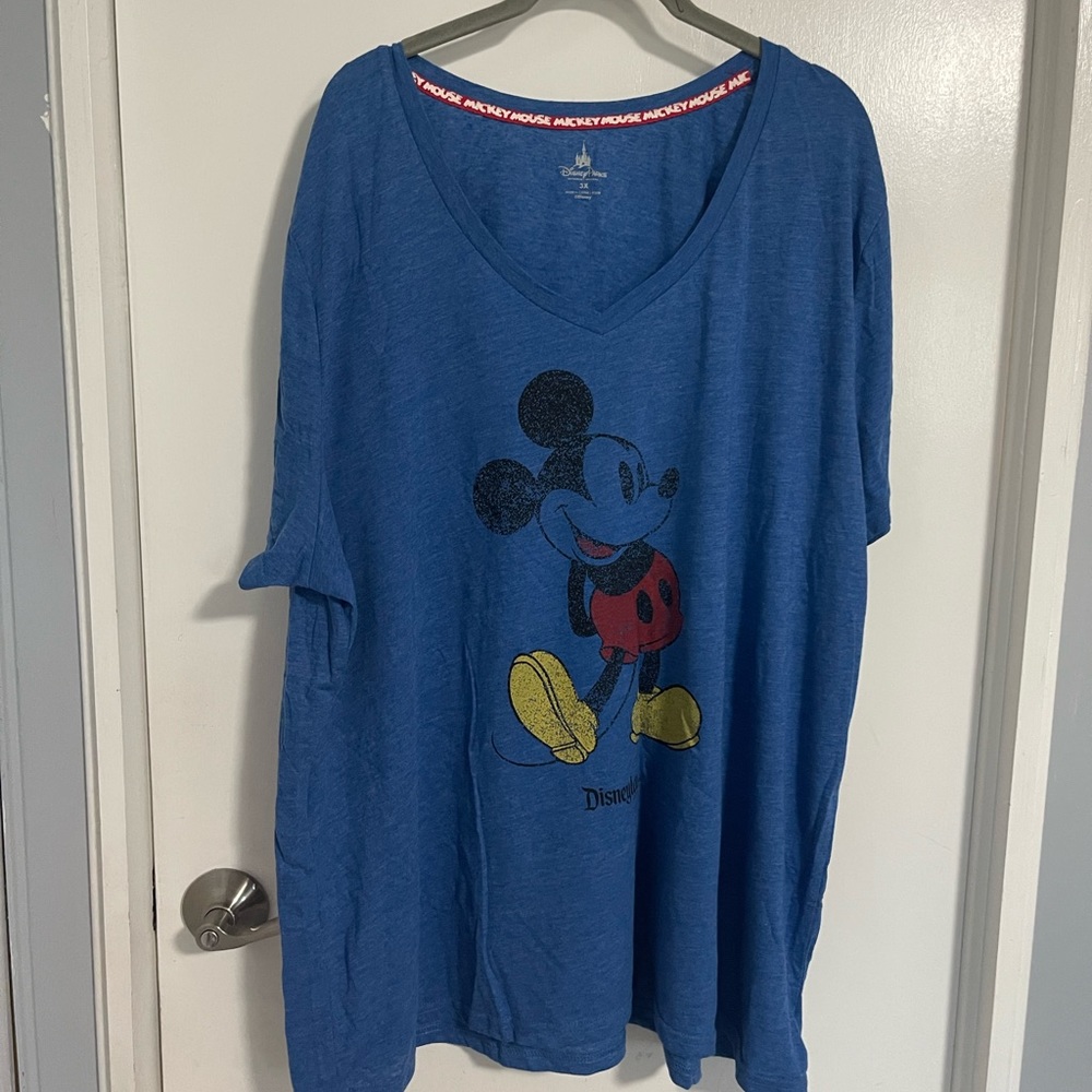 Disneyland Mickey Mouse shirt
